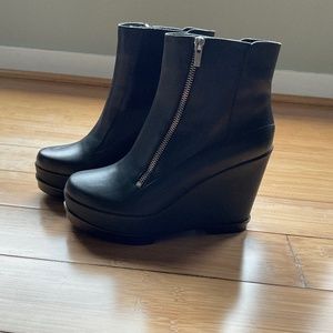 Platform booties